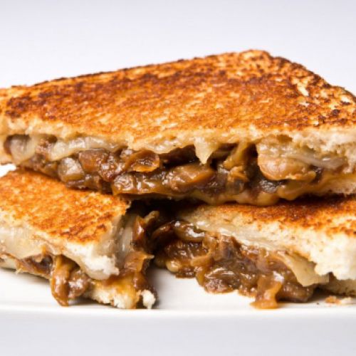 Biquini de cepas y manchego