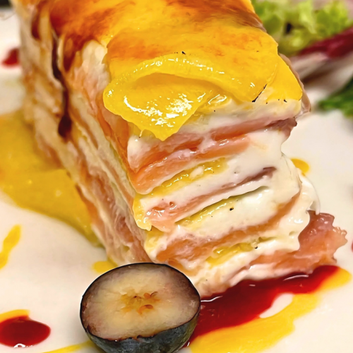 Mil hojas de salmón y queso de cabra